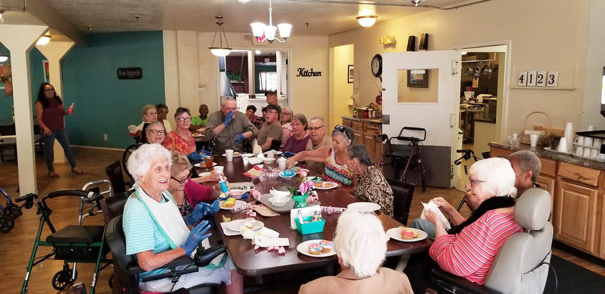 crafts-at-camino-albuquerque-independent-living3